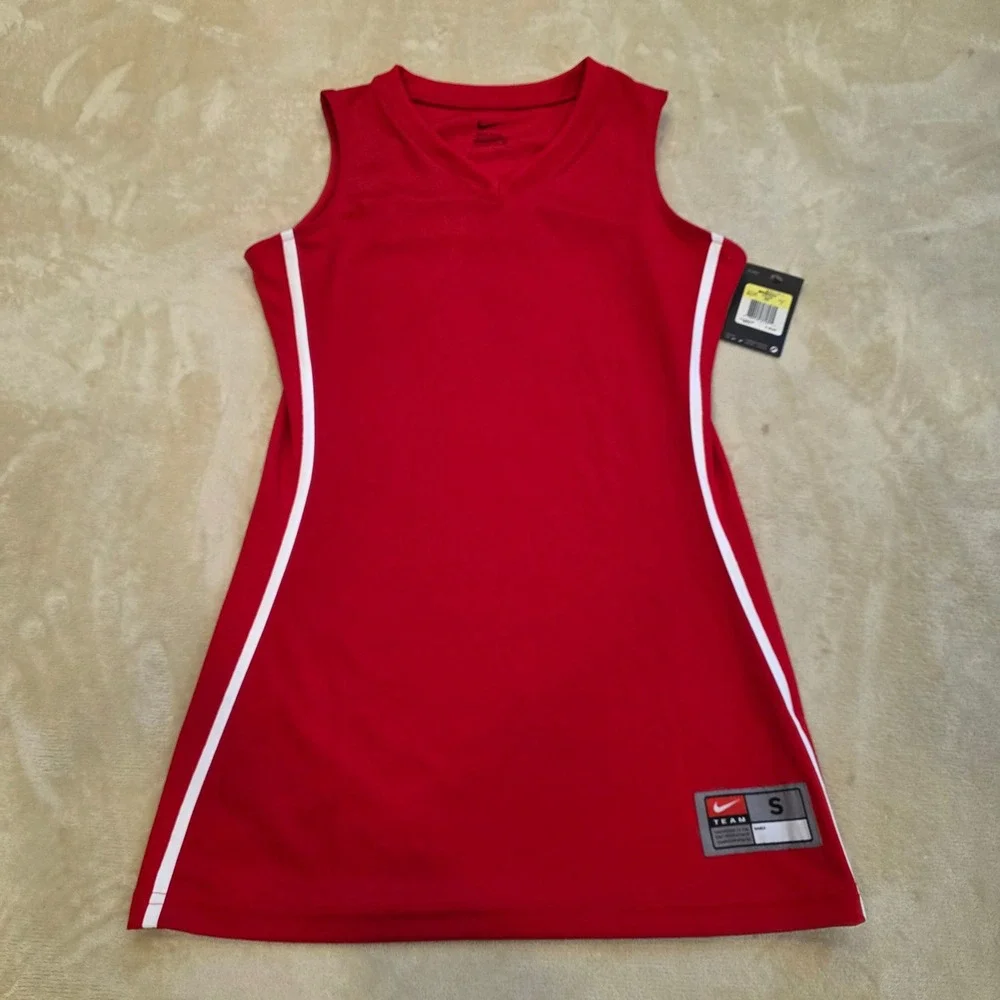 NWT Nike Womens Basketball Jersey Stock Front Court Red White Tank Size S 509171